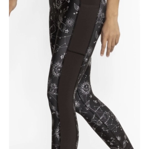 Johnny Was Bijou Bee Active High Waist Legging Pockets Astrology XS Small Black - Picture 5 of 15